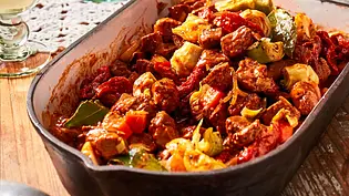 Sardisches Lammragout mit Artischocken Rezept - Foto: LECKER @ Bauer Media Group Sardisches Lammragout mit Artischocken Rezept - Foto: LECKER @ Bauer Media Group