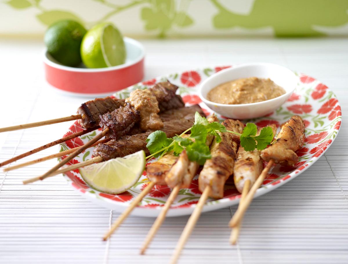 Sate-Spieße mit Erdnuss-Soße Rezept