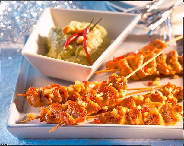 Saté-Spieße mit Avocado-Dip Rezept