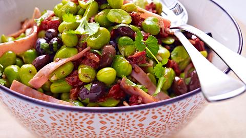 Saubohnensalat Rezept - Foto: House of Food / Bauer Food Experts KG