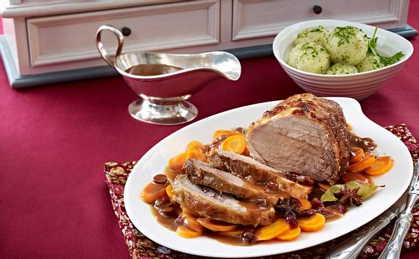 Sauerbraten mit Cranberrys (Kochschule) Rezept