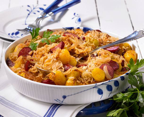 Sauerkraut-Auflauf mit Butterbrösel-Kruste Rezept Sauerkraut-Auflauf mit Butterbrösel-Kruste Rezept