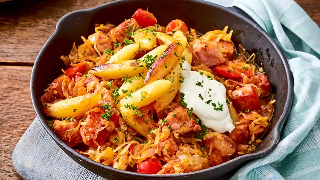 Sauerkraut-Kasseler-Pfanne Rezept - Foto: LECKER @ Bauer Media Group