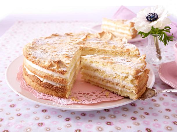 Saure-Sahne-Torte Rezept Saure-Sahne-Torte Rezept