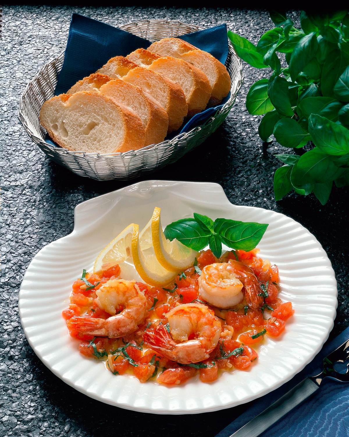 Scampi in feiner Tomatensoße Rezept