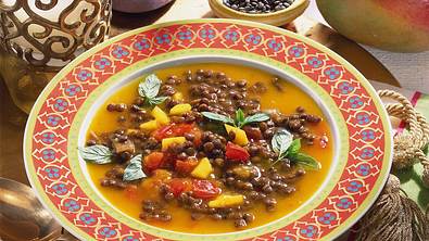 Scharfe Linsensuppe Rezept - Foto: LECKER @ Bauer Media Group