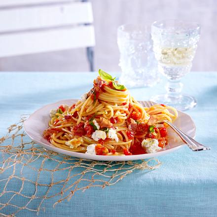 Scharfe Spaghetti mit Speck Rezept