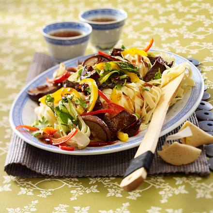 Scharfes Rindergeschnetzeltes mit Nudeln Rezept Scharfes Rindergeschnetzeltes mit Nudeln Rezept