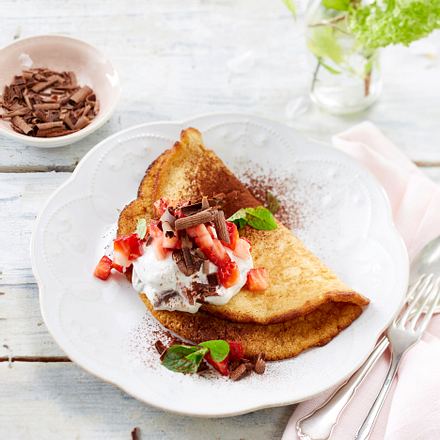Schaumomelett mit Mascarponecreme und Erdbeeren Rezept Schaumomelett mit Mascarponecreme und Erdbeeren Rezept