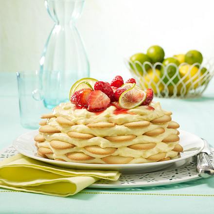 Schicht-Kekstorte mit Limettencreme Rezept Schicht-Kekstorte mit Limettencreme Rezept