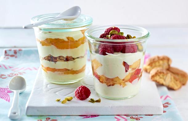 Schichtspeisen mit Pfirsich Rezept Schichtspeisen mit Pfirsich Rezept