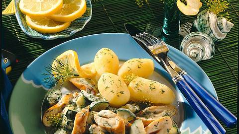 Schillerlocken mit Zucchini und Dill-Senfsoße Rezept - Foto: Horn