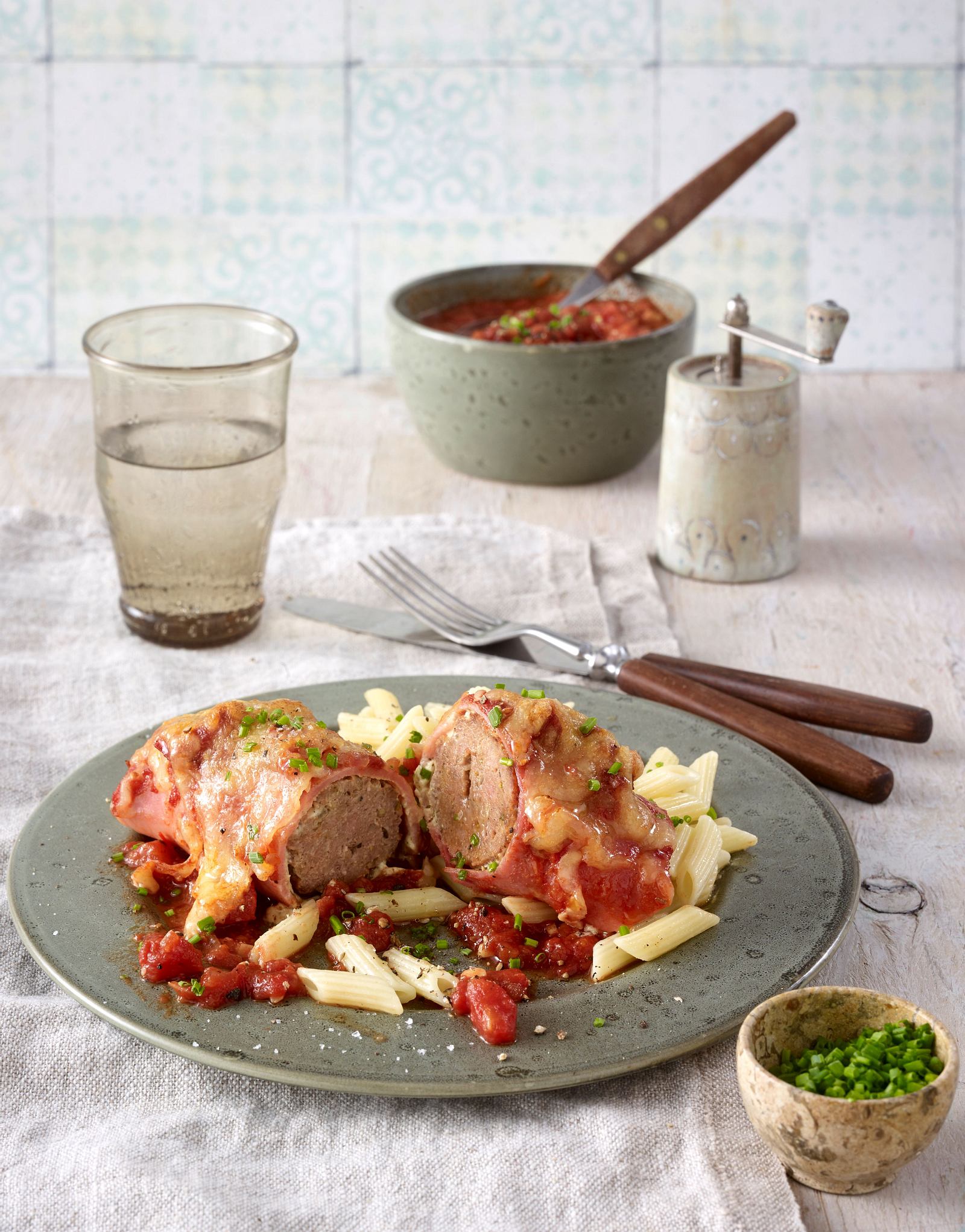 Schinken-Hack-Röllchen Rezept | LECKER