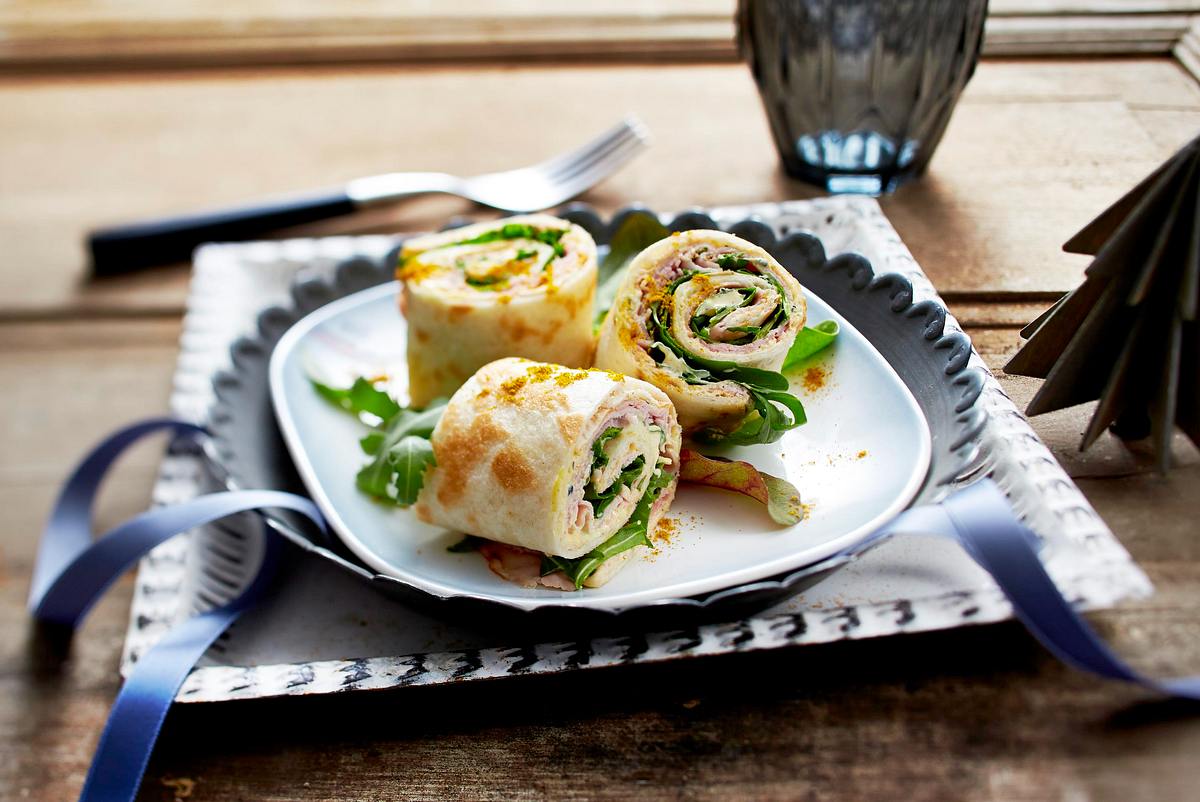 Schinkenröllchen auf Blattsalat Rezept