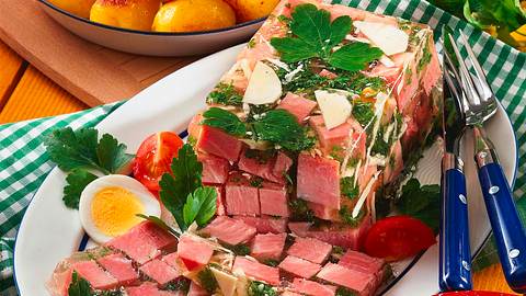 Schinkensülze mit neuen Kartoffeln Rezept - Foto: Neckermann