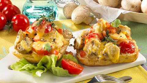 Schlemmer-Brötchen mit Champignons Rezept - Foto: House of Food / Bauer Food Experts KG