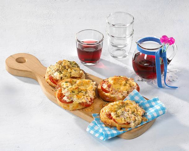 Schlemmer-Pizza-Brötchen Rezept Schlemmer-Pizza-Brötchen Rezept