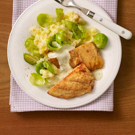 Schlemmerfilet mit Kartoffel-Rosenkohlpüree Rezept Schlemmerfilet mit Kartoffel-Rosenkohlpüree Rezept