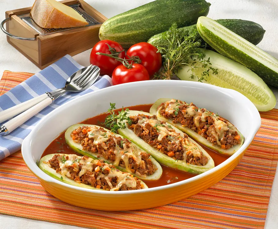 Schmorgurken mit Reis und Hackfüllung Rezept Schmorgurken mit Reis und Hackfüllung Rezept