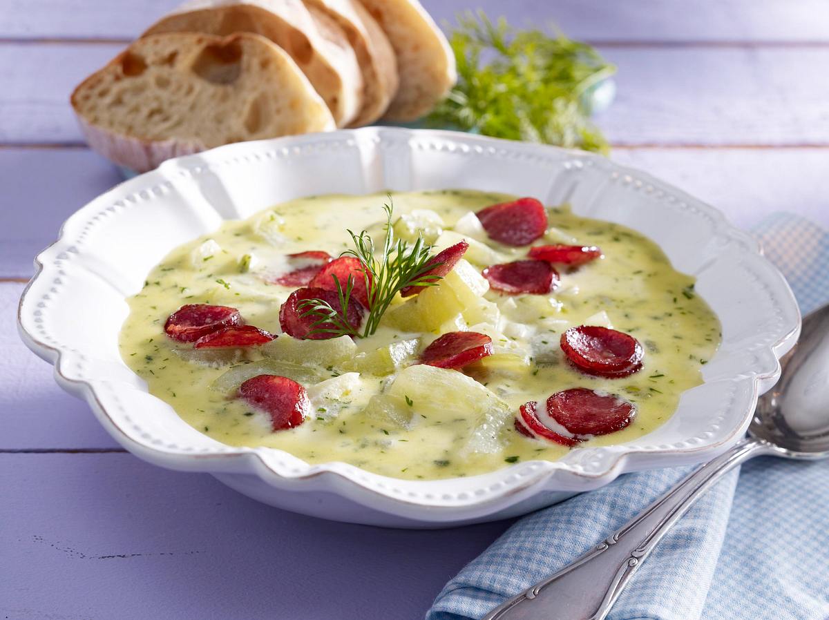 Schmorgurken-Suppe mit Cabanossi Rezept