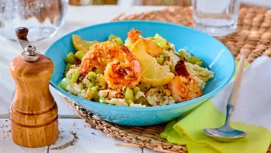 Schmorgurkenrisotto zu Lemon Panko Shrimps Rezept - Foto: LECKER @ Bauer Media Group
