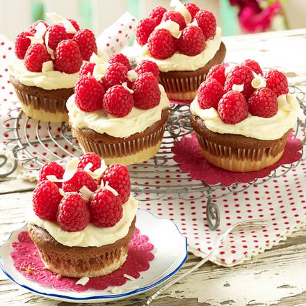 Schneewittchen-Muffins, Variante mit weißen Schokoladenstreifen Rezept