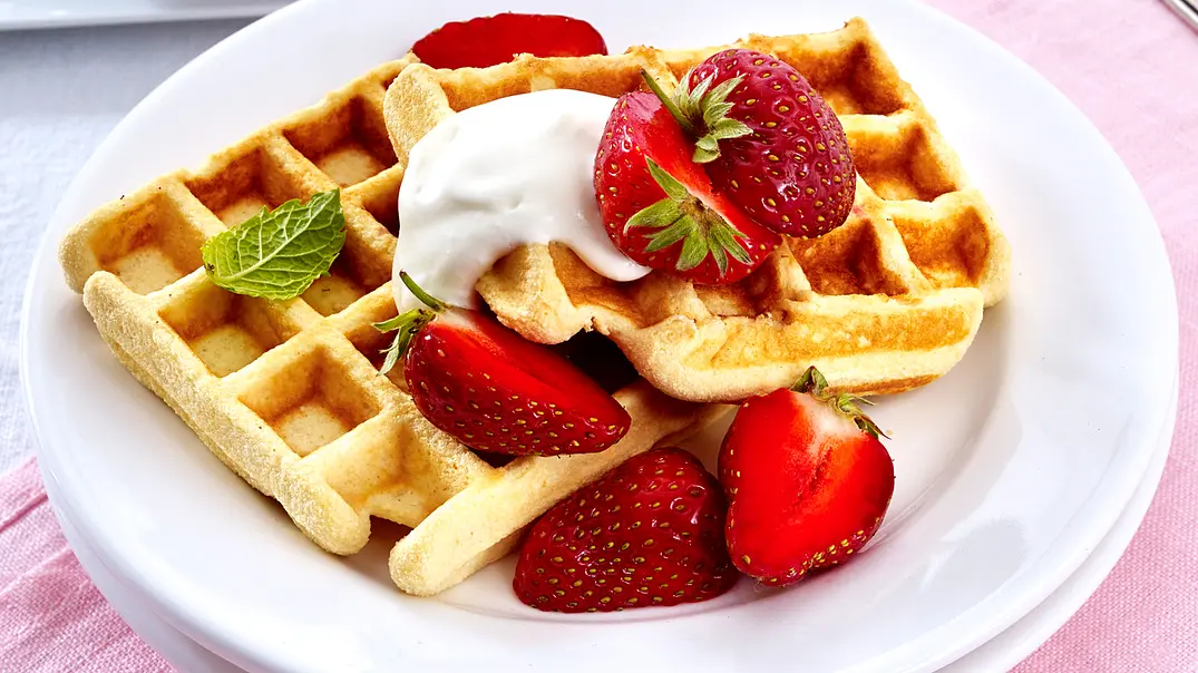 Schnelle Low Carb-Waffeln Rezept - Foto: LECKER @ Bauer Media Group Schnelle Low Carb-Waffeln Rezept - Foto: LECKER @ Bauer Media Group