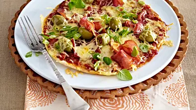 Schnelle Tortilla-Pizza Rezept - Foto: LECKER @ Bauer Media Group
