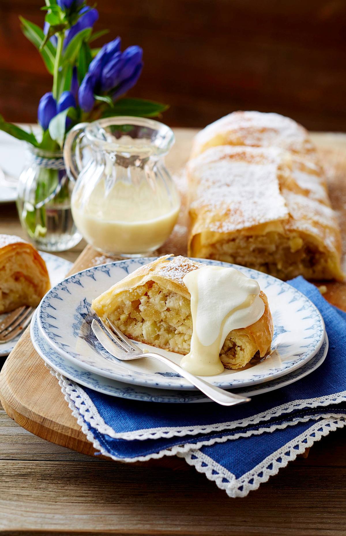 Schneller Apfel-Marzipan-Strudel Rezept