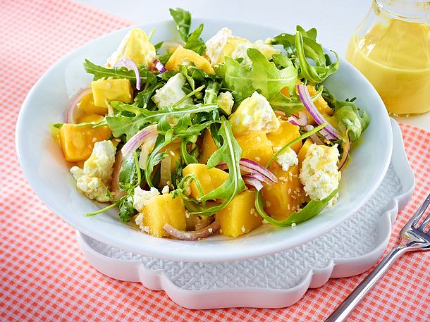 Schneller Asiasalat mit Mango Rezept Schneller Asiasalat mit Mango Rezept