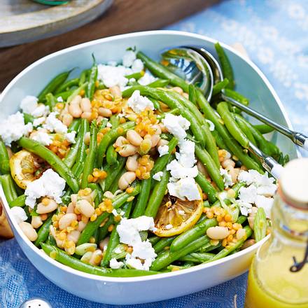 Schneller Bohnensalat mit Feta Rezept Schneller Bohnensalat mit Feta Rezept