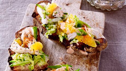 Schneller Brathähnchensalat Rezept - Foto: House of Food / Bauer Food Experts KG