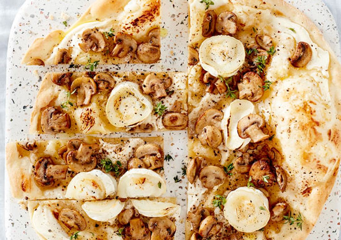 Schneller Champignon-Ziegenkäse-Flammkuchen Rezept