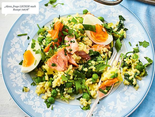 Schneller Curryreis mit Lachs und Ei Rezept Schneller Curryreis mit Lachs und Ei Rezept
