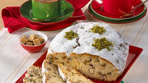 Schneller Nuss-Stollen Rezept - Foto: Maass