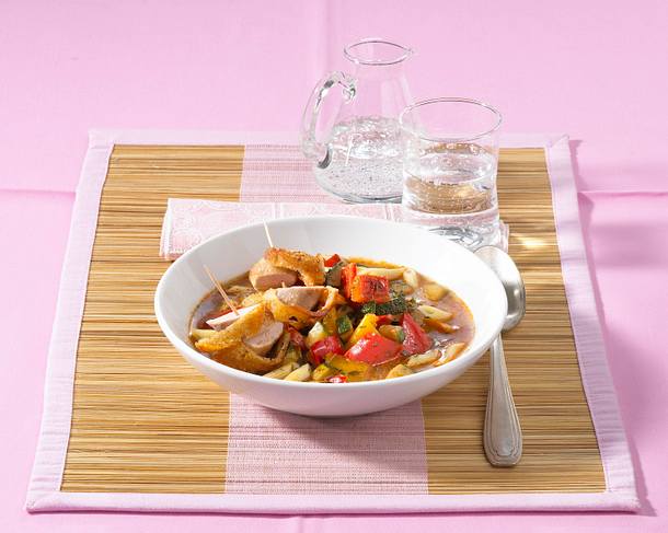 Schneller-Ratatouille-Eintopf mit Filet im Brotmantel Rezept Schneller-Ratatouille-Eintopf mit Filet im Brotmantel Rezept