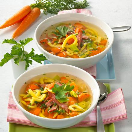 Schneller Spätzle-Gemüsetopf Rezept Schneller Spätzle-Gemüsetopf Rezept