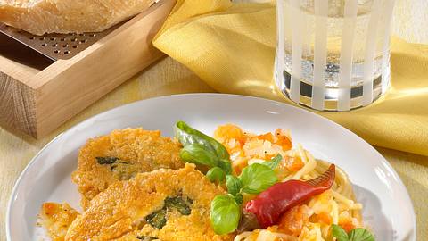 Schnitzel Milanese Rezept - Foto: House of Food / Bauer Food Experts KG