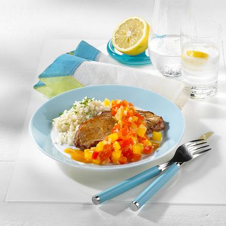 Schnitzel mit Paprika-Chutney Rezept Schnitzel mit Paprika-Chutney Rezept