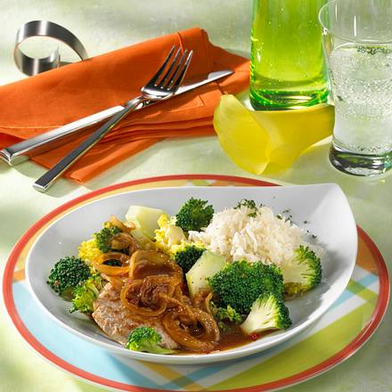 Schnitzel mit Schmorzwiebeln Rezept Schnitzel mit Schmorzwiebeln Rezept