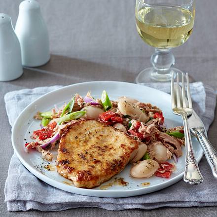 Schnitzel mit Thunfisch-Bohnen-Salat Rezept Schnitzel mit Thunfisch-Bohnen-Salat Rezept