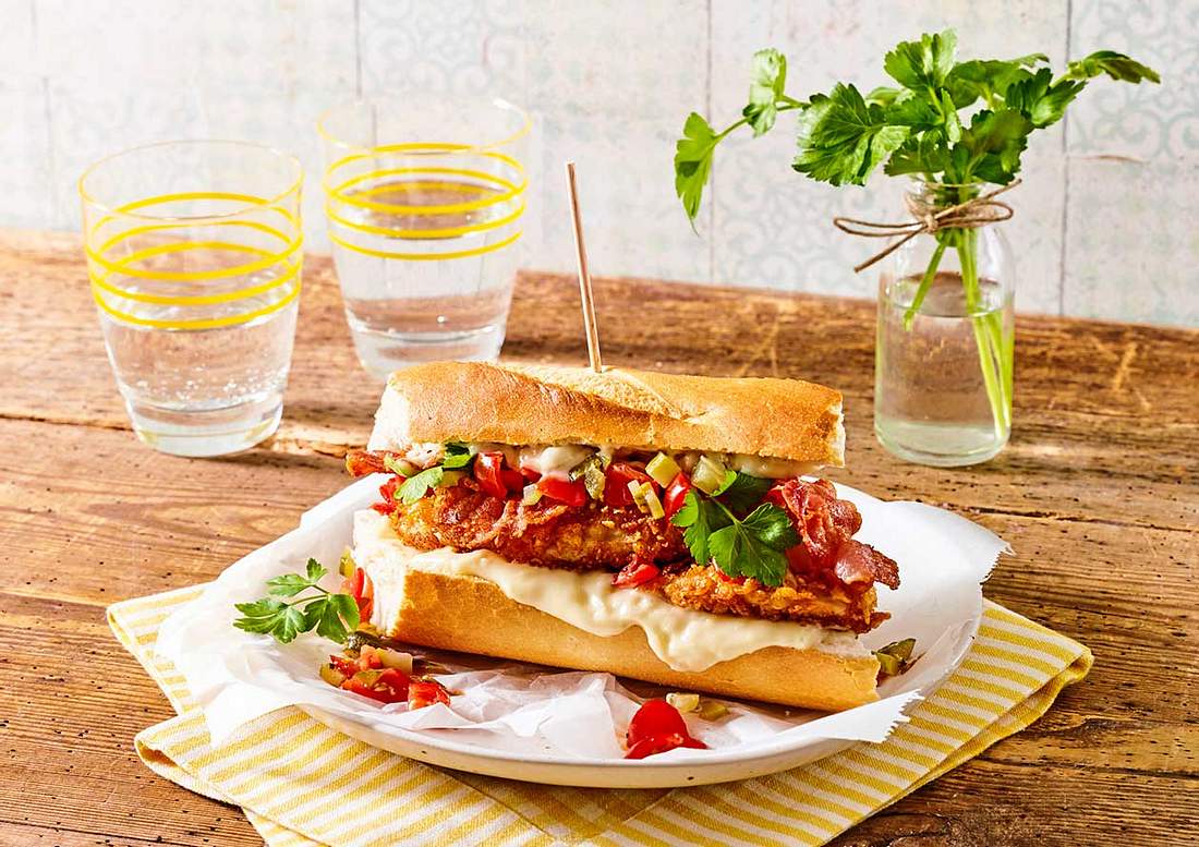 Schnitzel-Sandwich de luxe Rezept Schnitzel-Sandwich de luxe Rezept