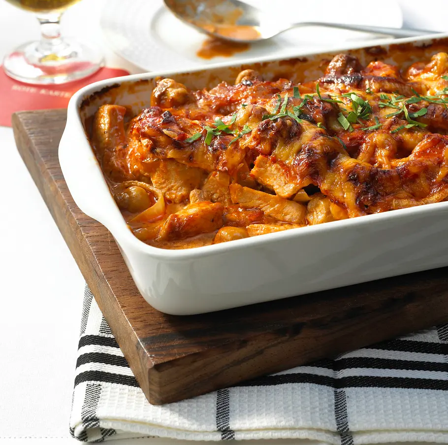 Schnitzelauflauf mit Chilisoße Rezept Schnitzelauflauf mit Chilisoße Rezept