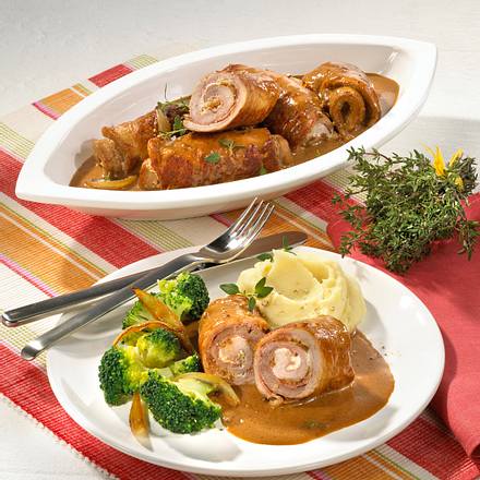 Schnitzelröllchen mit Röstzwiebeln Rezept Schnitzelröllchen mit Röstzwiebeln Rezept