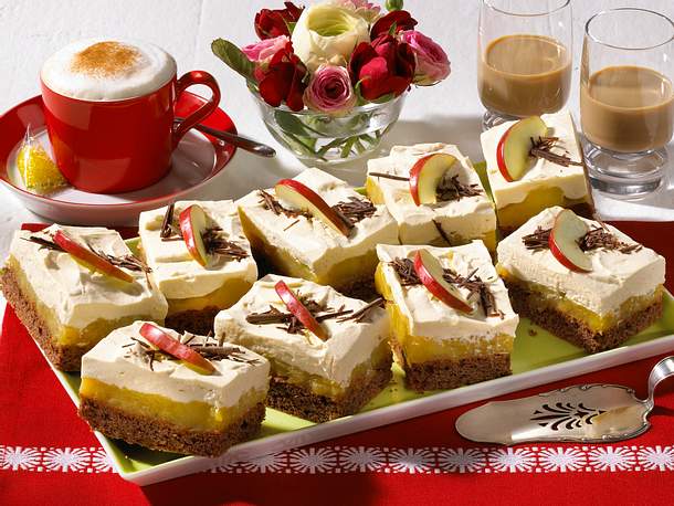Schoko-Apfelkuchen mit Baileys-Sahne Rezept Schoko-Apfelkuchen mit Baileys-Sahne Rezept