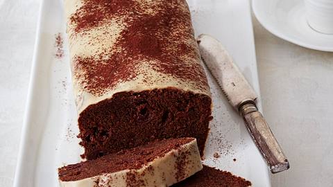 Schoko-Kirsch-Kuchen mit Baileys-Glasur Rezept - Foto: House of Food / Bauer Food Experts KG