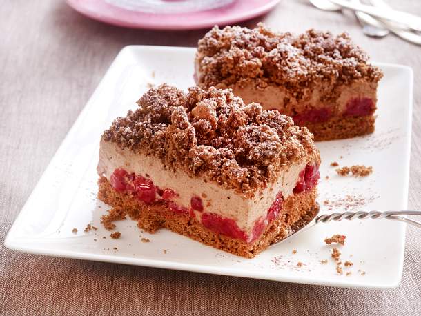 Schoko-Kirsch-Schnitten mit Minzsahne Rezept Schoko-Kirsch-Schnitten mit Minzsahne Rezept