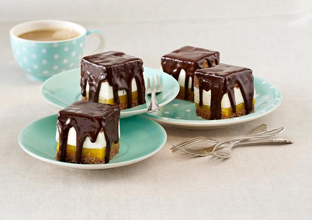 Schoko-Mango-Petit Fours Rezept Schoko-Mango-Petit Fours Rezept