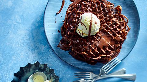 Schoko meets Pasta: Spaghetti-Waffeln Rezept - Foto: House of Food / Bauer Food Experts KG