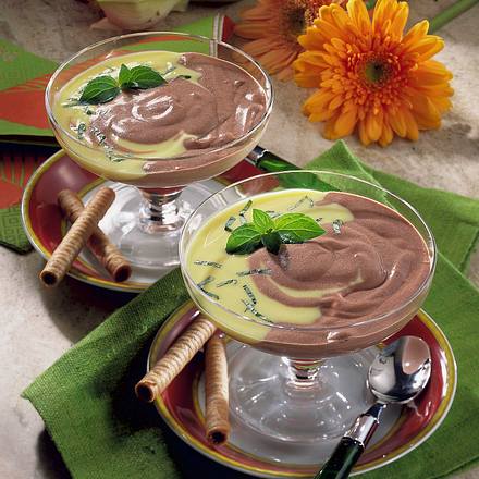 Schoko-Rum-Creme mit Vanillesoße Rezept